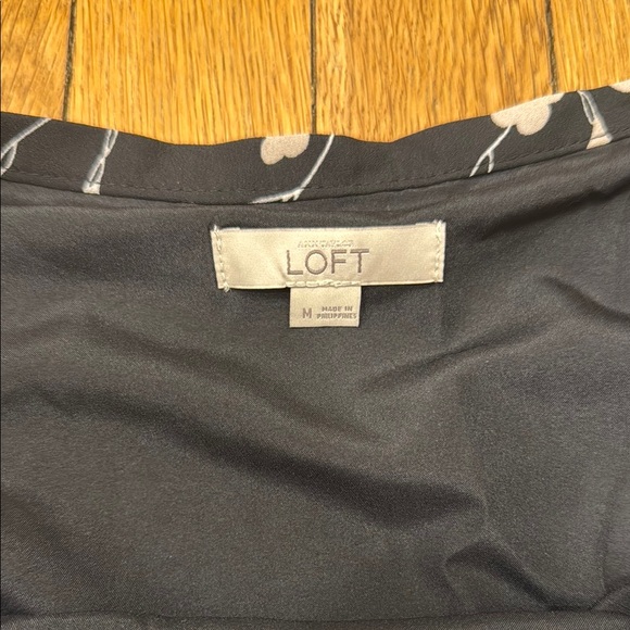 Loft - Black and White Skater Mini Skirt with Cherry Blossom Design - Picture 3 of 8